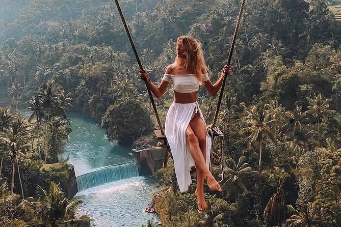 Bali Private Car Hire with Driver - Rice terraces, volcano views, and sacred springs