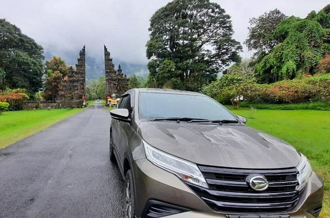 Bali Private Departure Transfer- Bali Hotel to Airport - What the ride is like for couples, families, and groups