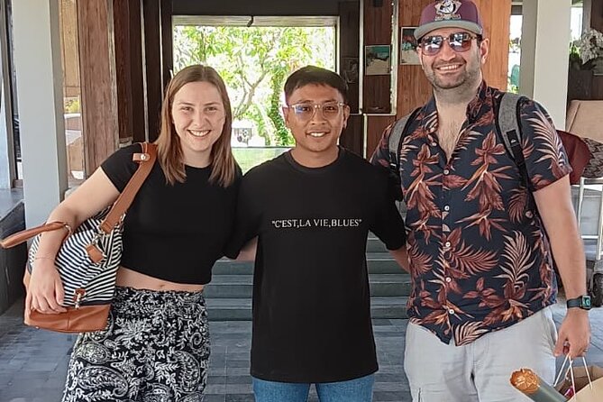 Bali Private Driver & Tour Guide - Airport transfers and multi-day use