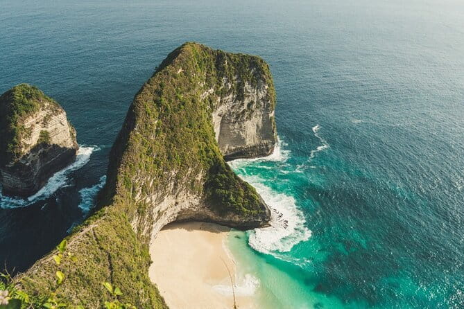 Bali Private Tour Waterfall with Tanah Lot Temple - What to bring and how to pace yourself