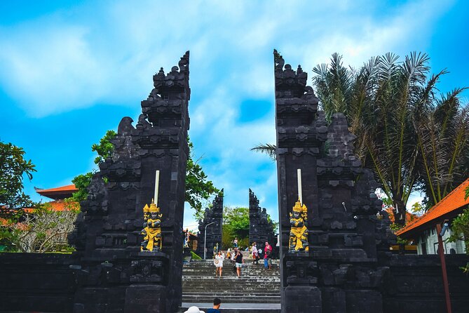 Bali Pura Taman Ayun Temple, Monkey Forest & Tanah Lot Excursion - Three Bali sights, one busy afternoon