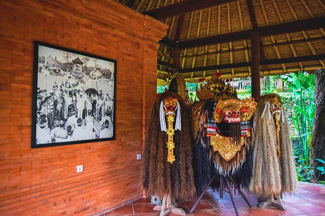 Bali Pura Taman Ayun Temple, Monkey Forest & Tanah Lot Excursion - Tanah Lot at sunset