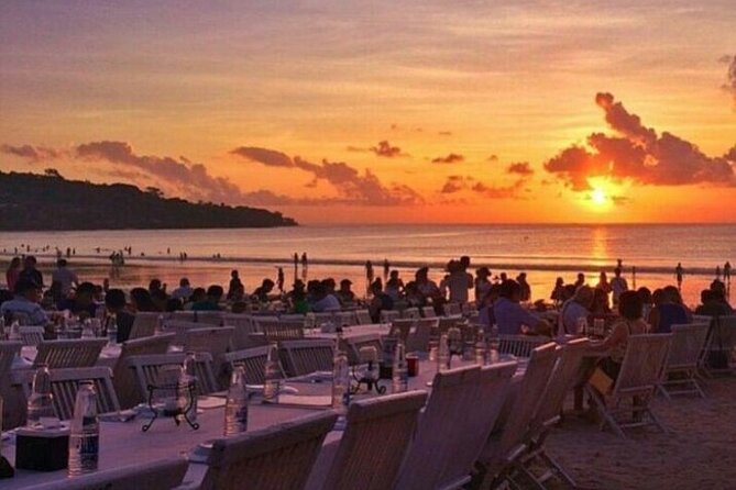 Bali Romantic Seafood Dinner under sunset jimbaran Beach - Why Jimbaran Beach makes a good dinner setting