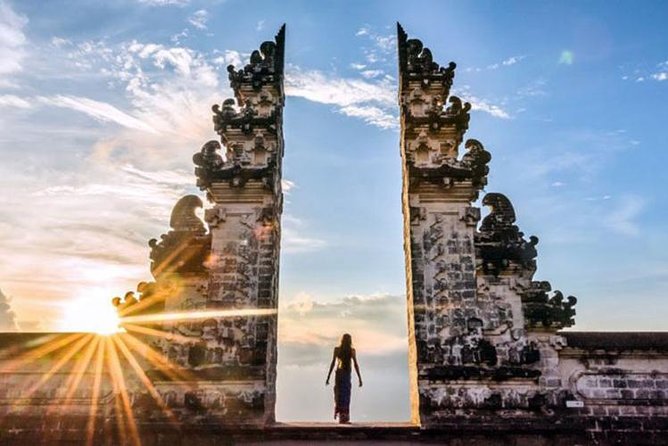 Bali Royal palaces (observe tour) - Lempuyang Temple and the 1,700-step climb