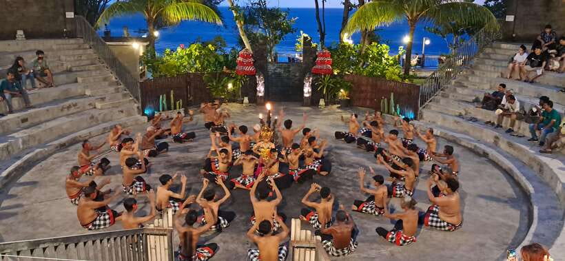 Bali: Tanah Lot Temple Sunset Kecak & Fire Dance Show Ticket - Getting to De Jukung Resto & Bar by 5:30 PM