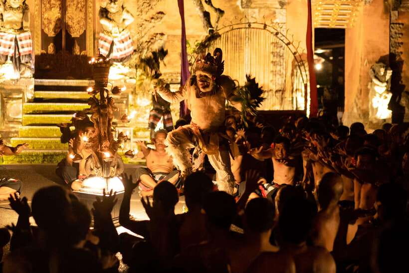 Bali: Ubud Kecak and Fire Dance Show Tickets - Practical tips for a smoother evening