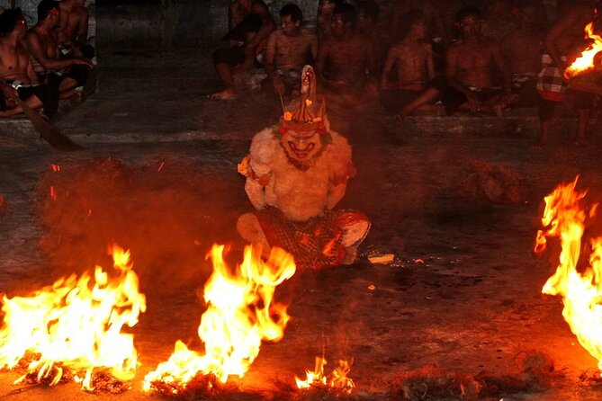Bali: Uluwatu Kecak Dance Show, Bali Temple, and Lobster Dinner - The Kecak fire dance needs patience