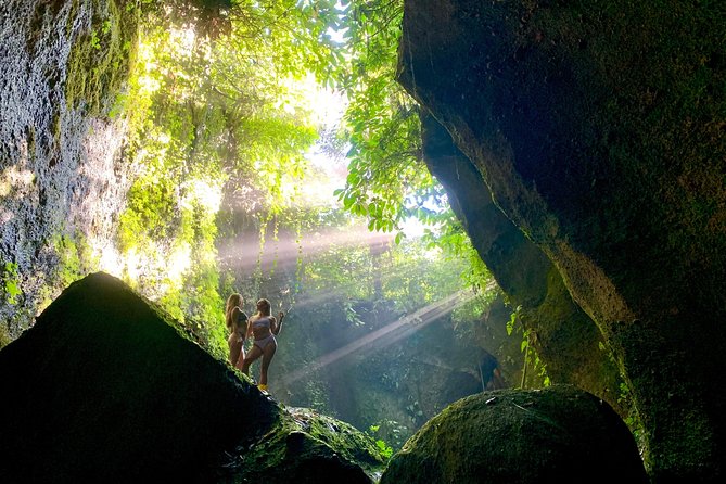Bali Waterfalls in One Day: Tukad Cepung, 2 Hidden Waterfall, Kanto Lampo - What the transport and group size mean