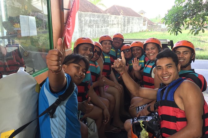 Bali White-Water Rafting Adventure - The practical value of the shower, towels, and lunch