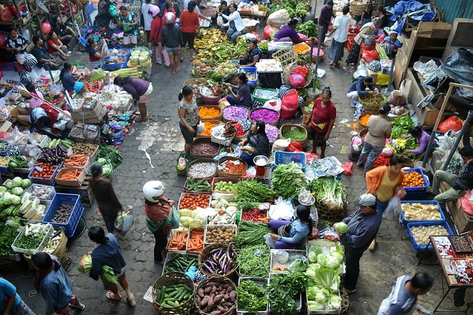 Balinese Cooking class with traditional morning market visit - A welcome in Laplapan village