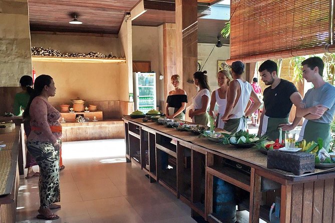 Balinese Cooking class with traditional morning market visit - Transport, timing, and the $35 value