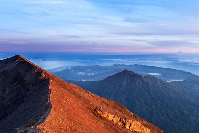 Batur Volcano Trekking - Sunrise above the caldera
