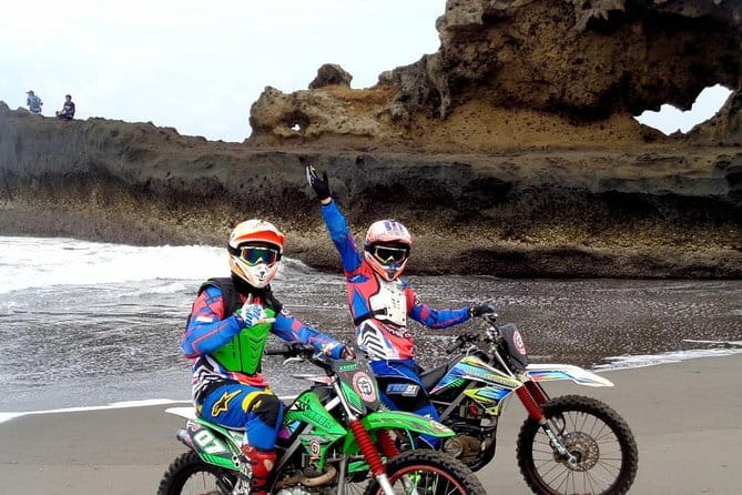 BEGINNER RIDE - Learn to ride and enjoy the sandy beach - A private guide makes the lesson work