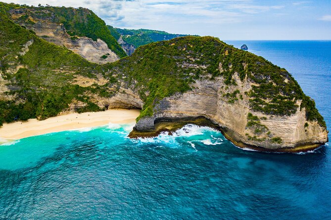 Best Iconic West and East Nusa Penida Island Tour - All Inclusive - Kelingking Beach between 2:00 and 3:00