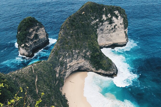 Best Iconic West and East Nusa Penida Island Tour - All Inclusive - Paluang Cliff for a different Kelingking angle