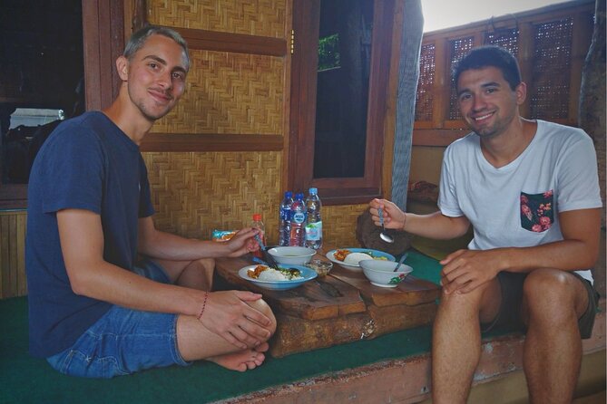 Best of Bali Ubud Tour and Surrounding - Uluwatu and a Jimbaran seafood dinner