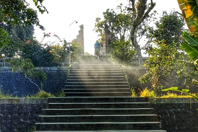 Best of Lombok: Native, Culture, Nature & Waterfall Day Trip - Malimbu Hill closes the day with a wide coastal view