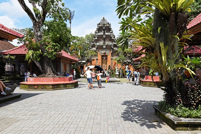 Best of Ubud 1-Day Private Tour - Sacred Monkey Forest and its long-tailed residents