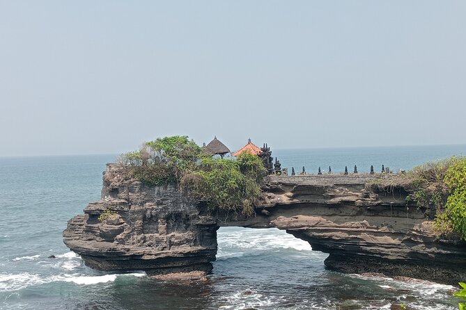 Best Of Ubud And Tanah Lot Temple Private Guide Tour - The Private Transport And Guide Advantage