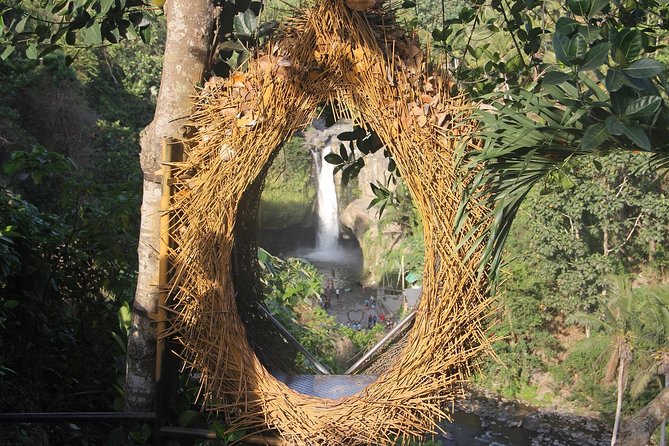 Best of Ubud - Full day Tour + FREE WI-FI - Batik, wood carving, and the commercial side of Bali