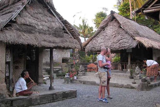Best of Ubud Private Day Tour with All Inclusive - Tohpati connects sightseeing with Balinese craft
