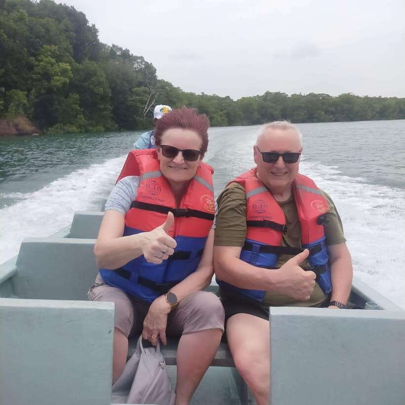 (: BINTAN :) Full Day Tour ( PRIVATE tour ) - The Souvenir Stop Is Useful, But Keep It Brief