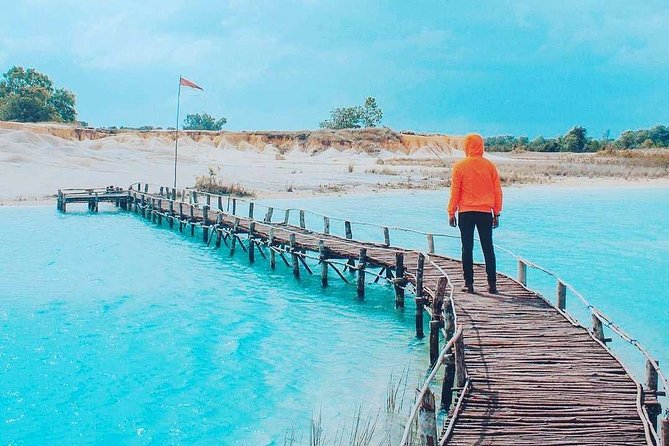 Bintan Sand Dunes and Blue Lakes Half-Day Tour with Lunch - Best Starting Times and Ferry Planning