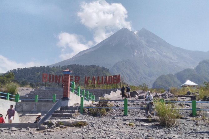 Borobudur(climb up), Merapi Volcano and Prambanan Temple Tour - Timing, weather, and the physical effort