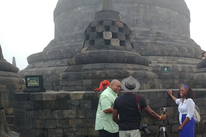 Borobudur Full Climb Up And Prambanan All Inclusive Private Tour - Prambanan, a sharp change of mood and style