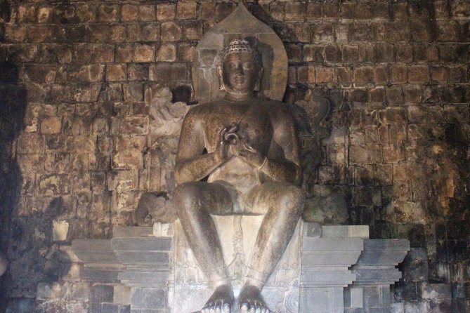 Borobudur Temple Climb To The Top & Prambanan Temple - 1 day tour - Your driver-guide can shape the whole day
