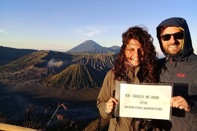 Bromo Adventure - Savanna, breakfast, and hot drinks