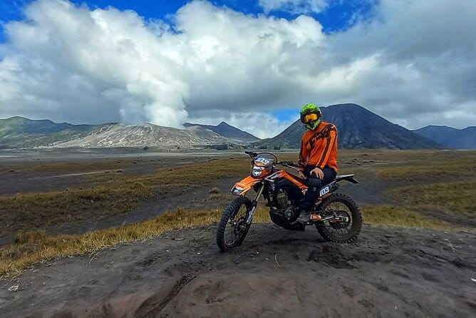 Bromo Guided Dirt Bike Adventuring Tour - From Malang to Bromo on two wheels