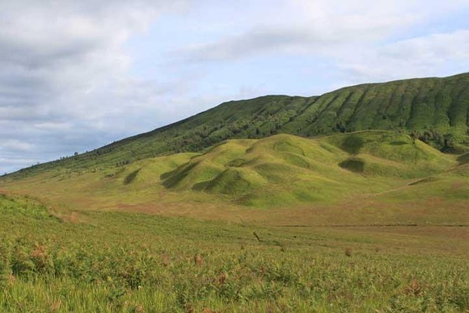 Bromo panorama tour to avoid the crowds - start Malang // 1 day tour - Penanjakan and the first view of the caldera