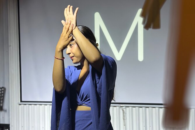 Canggu: Drag Show with Dinner - Sunday turns the room toward Broadway