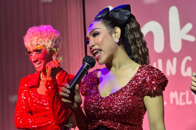 Canggu: Drag Show with Dinner - Friday combines drag with tarot readings