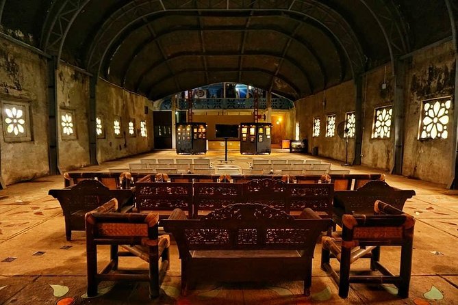 Chicken Church Local Attraction Near Of Borobudur Temple - Kedai Rakyat Bukit Rhema and the included snack