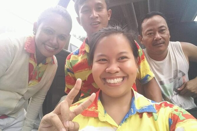City Tour Jakarta with Private Guide - Food and daily life take center stage