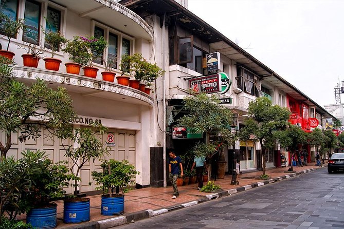 DAY TRIP TO BANDUNG CITY From Jakarta - The Jakarta Transfer: Comfortable, But Not Short
