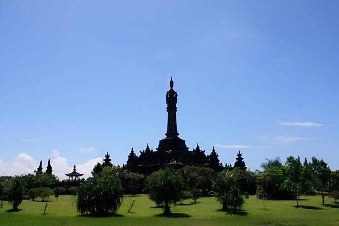 Denpasar City Half Day Tour Packages - Badung Market, where Denpasar feels most practical