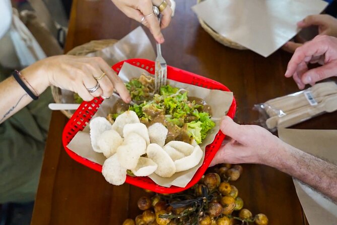 Denpasar Night Market Food Tour - The Riverside Picnic Under the Lights