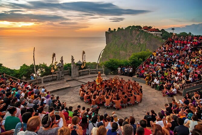 Discover the Enchanting Beauty of West Nusa Penida Private Tour - Pasih Uug, better known as Broken Beach