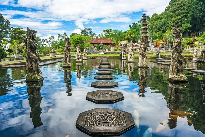 East Bali Tour: Lempuyang Temple - Gate of Heaven, Tirta Gangga, Virgin Beach - An Hour at Virgin Beach