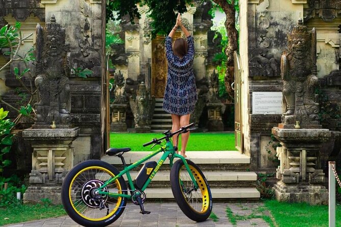 eBike Private Beach Tour Express (2 Hour) - Pantai Jerman and the southern shoreline