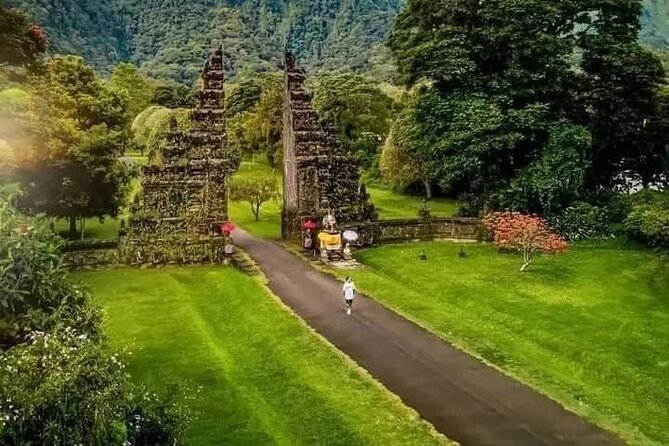 Explore Munduk Customized 8 Hour Day Tour in North Bali - The guide and vehicle can shape the whole day