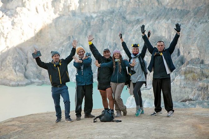 From Bali: 24-Hour Kawah Ijen Blue Flames, Dinner & Room - Dinner, room, and a useful pause before the climb