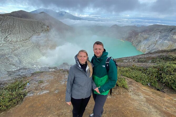 From Yogyakarta: Bromo Sunrise & Ijen Volcano with Bali Drop-off - Day three: the hard walk up Ijen Crater