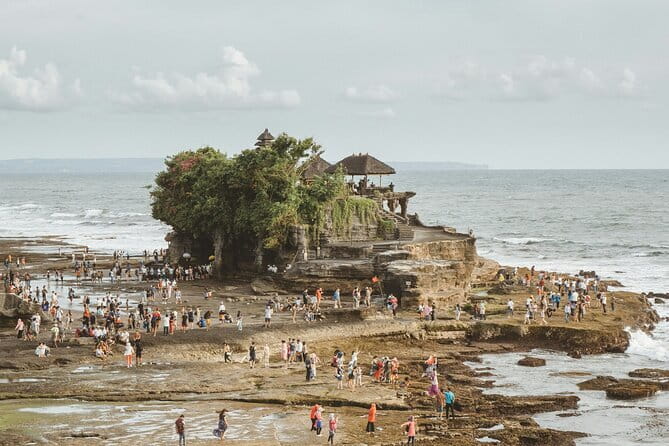 Full Day All Inclusive Tanah Lot and Uluwatu Sunset Tour - Two famous temples, one very full Bali day