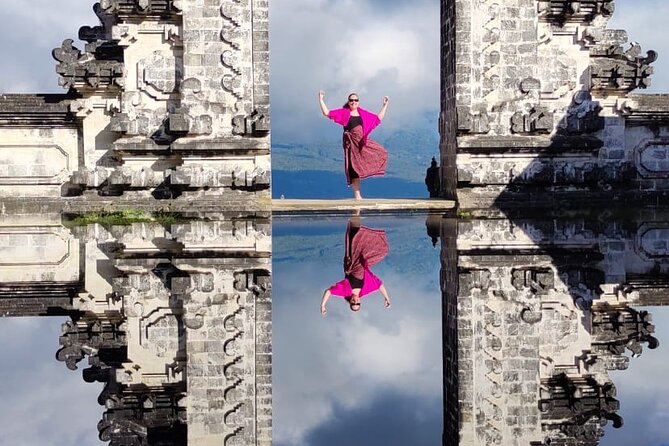 Full Day Gate Of Heaven Bali Instagram Tour - Tirta Gangga turns water into royal art