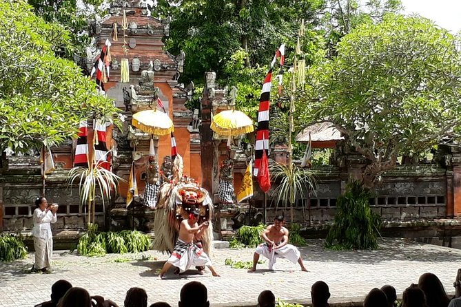 Full Day Kintamani Volcano View and Ubud Village Tour - Indonesian buffet lunch at The Amora Bali