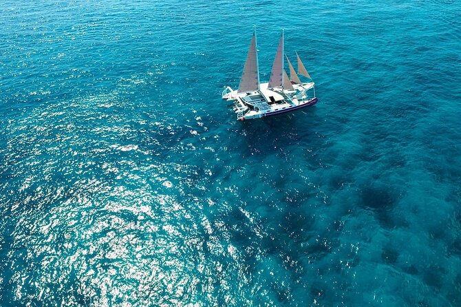 Full day Lembongan Island Catamaran Cruise with BBQ Lunch - Nusa Lembongan beach time and reef snorkeling